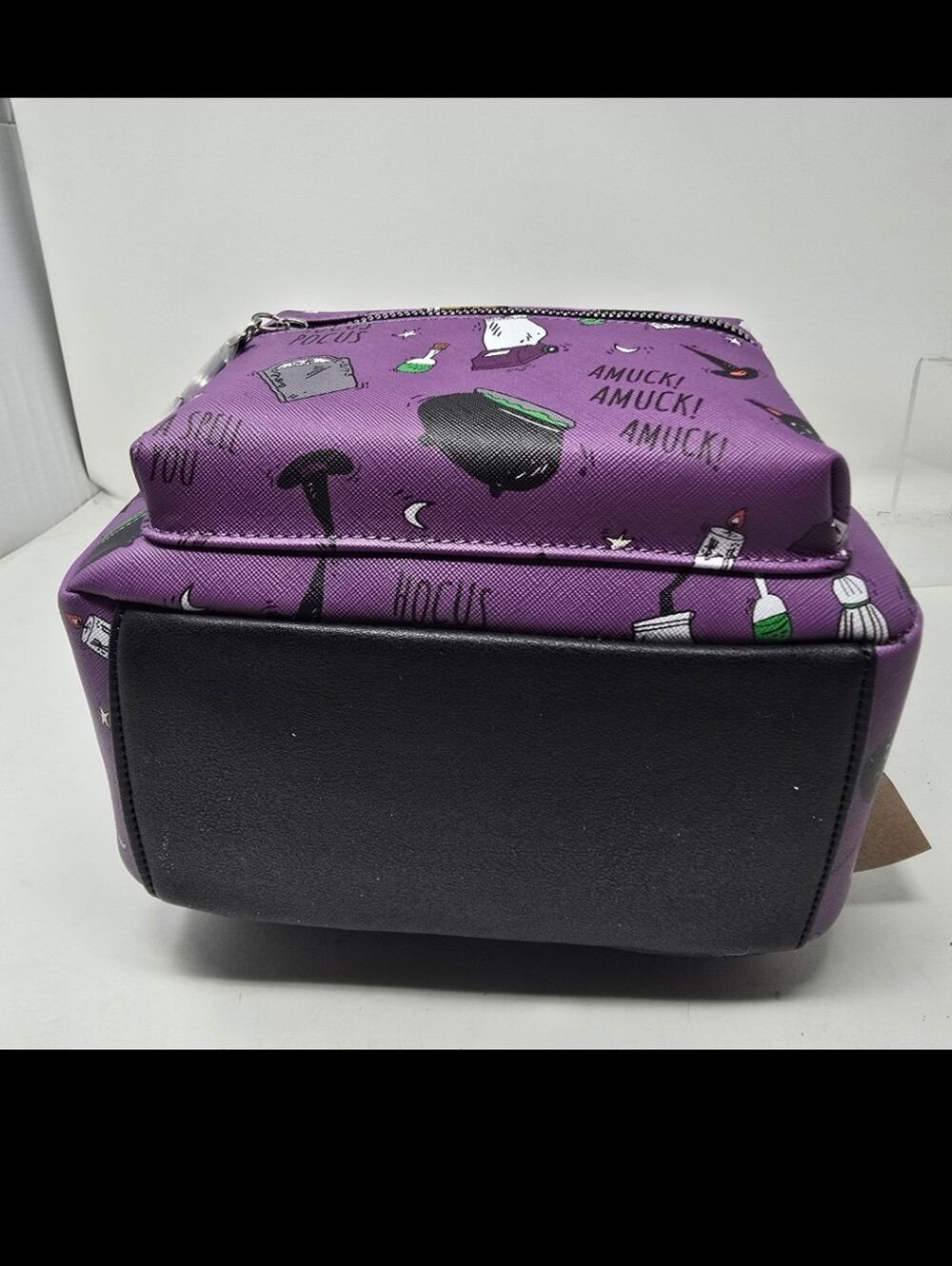 NWT Disney Bioworld Hocus Pocus Icons Mini Backpack Purple Black Movie - Picture 3 of 10